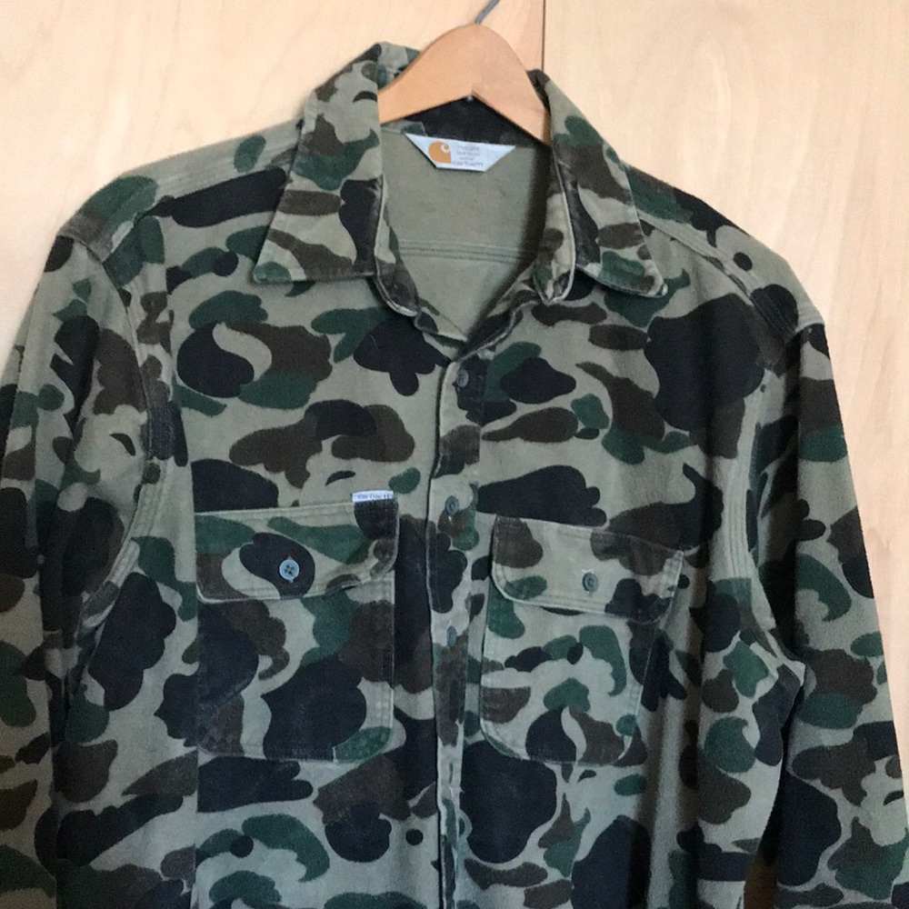 Men’s Carhartt flannel shirt